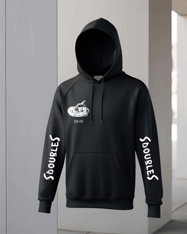HOODIE NEGRO DE DISEÑADOR